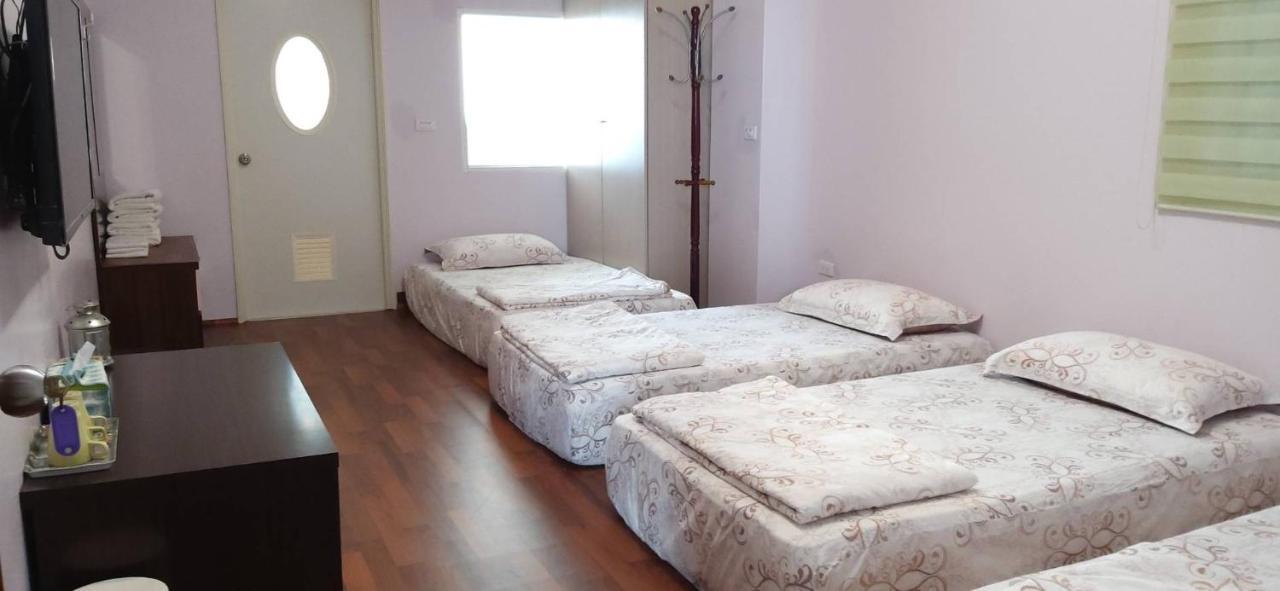 Berkshire B&B Qimei Екстериор снимка